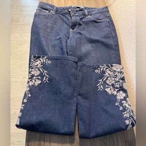 Boston Proper Floral Embroidered Blue Jeans, size 8